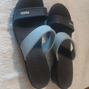 CROCS Dual-Tone Slide Sandals in Black and Light Blue